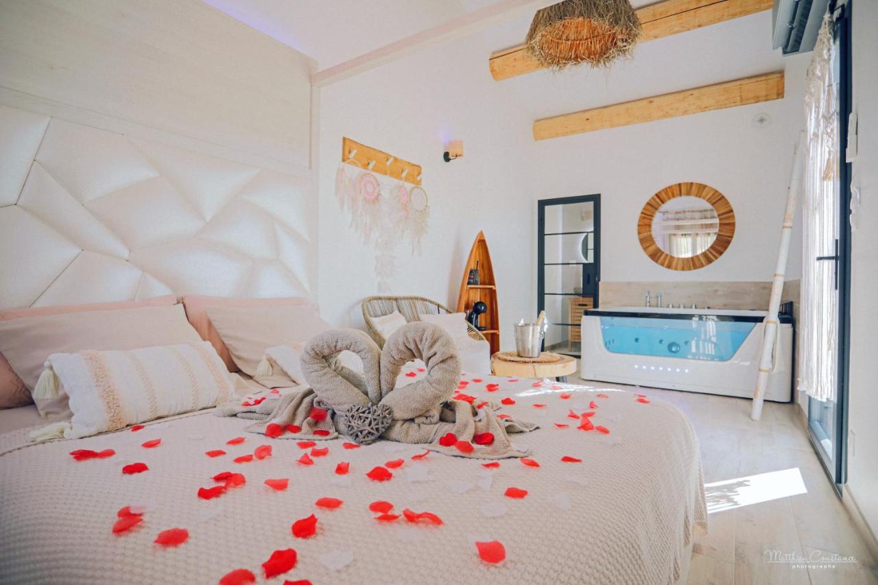 Villa Cocoon - Love Room Cocooning & 50 Nuances Cuges-les-Pins Bagian luar foto
